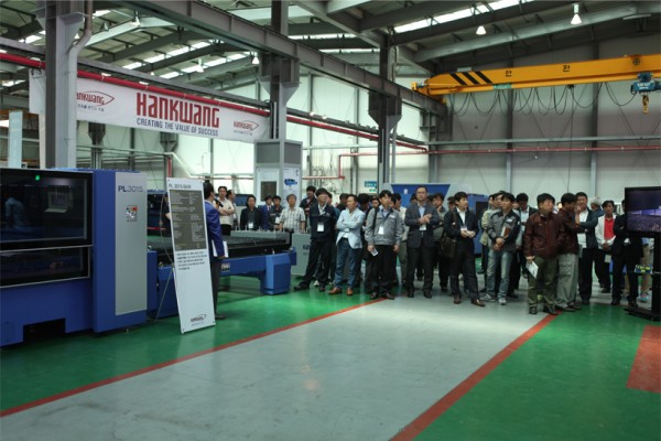 25bba8eed2b648b3e9fbd46ddc560439_1474960