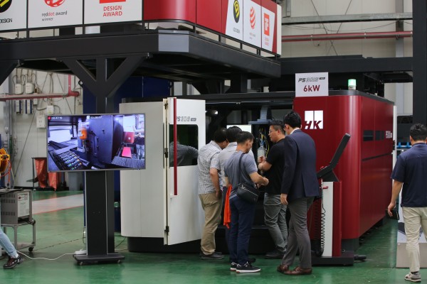 b4f3c571ef352efc6b49c700e78d776f_1537244